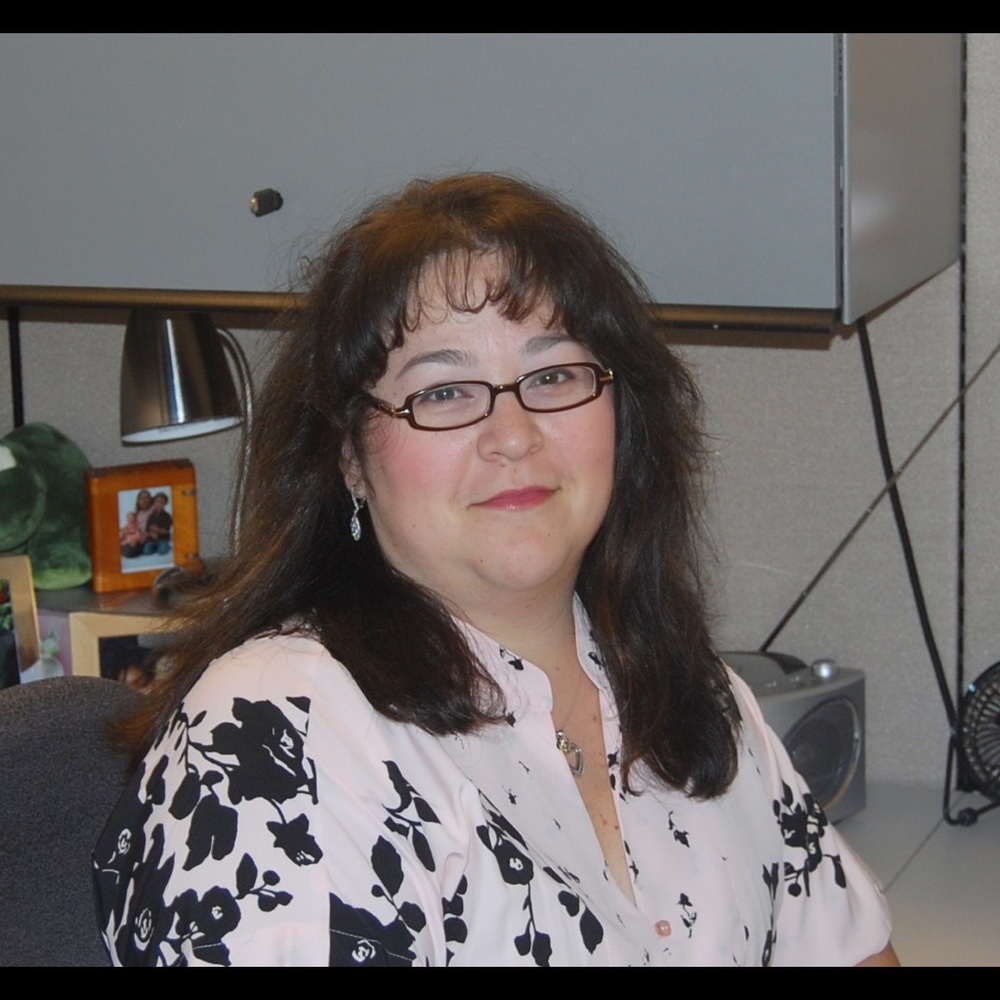 Meet your Posher, Elena
